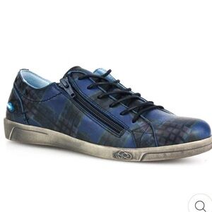 CLOUD Footwear Aika Prints Sneakers